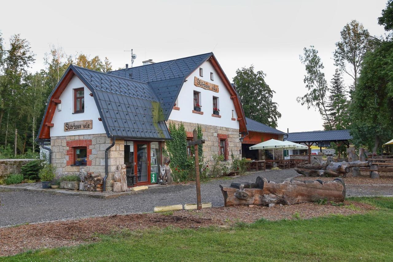 Hotel Penzion Sterbova Vila Bílá Třemešná Exterior foto